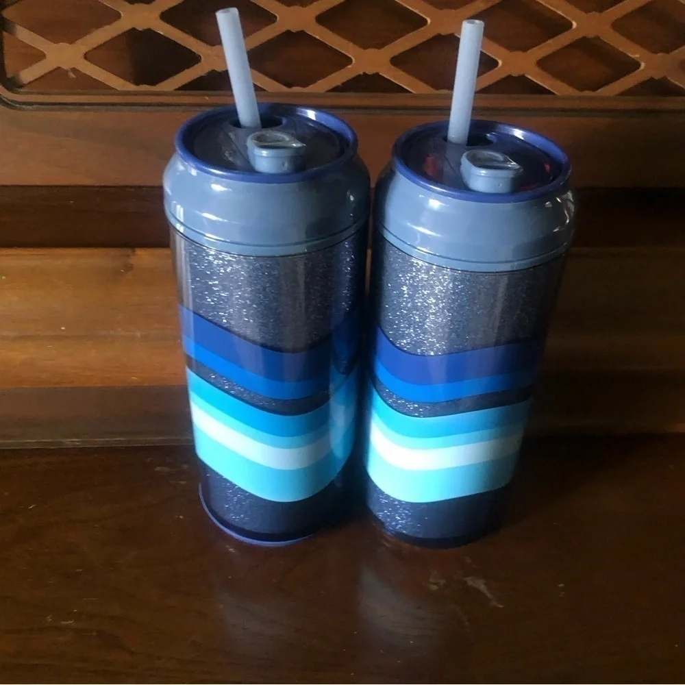 NEW Bleu BPA Free Plastic Tumbler w Striped Straw